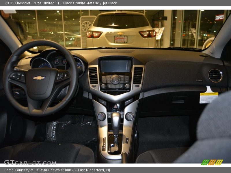 Black Granite Metallic / Jet Black 2016 Chevrolet Cruze Limited LT