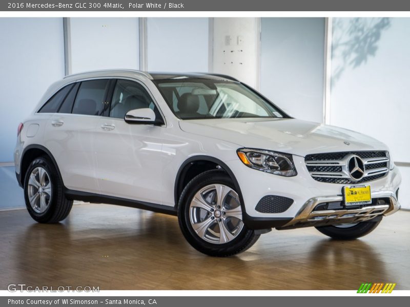 Polar White / Black 2016 Mercedes-Benz GLC 300 4Matic