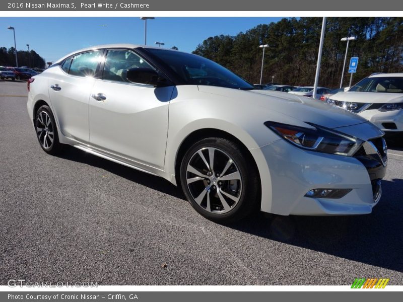 Pearl White / Cashmere 2016 Nissan Maxima S