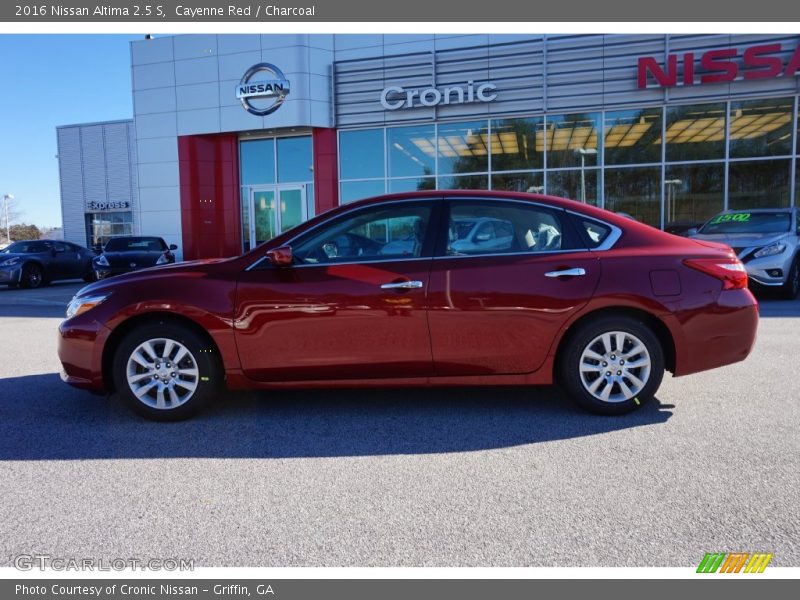 Cayenne Red / Charcoal 2016 Nissan Altima 2.5 S