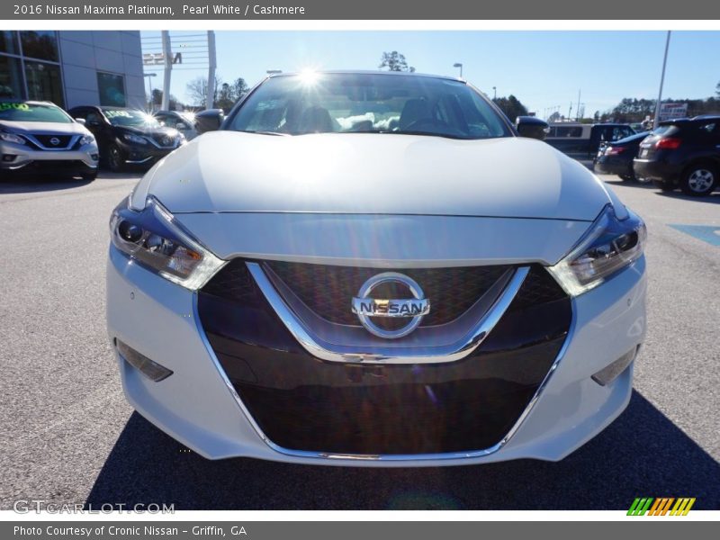 Pearl White / Cashmere 2016 Nissan Maxima Platinum
