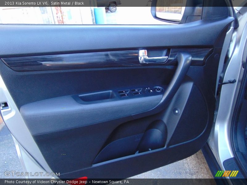 Satin Metal / Black 2013 Kia Sorento LX V6