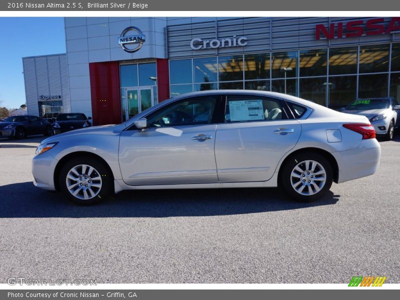 Brilliant Silver / Beige 2016 Nissan Altima 2.5 S