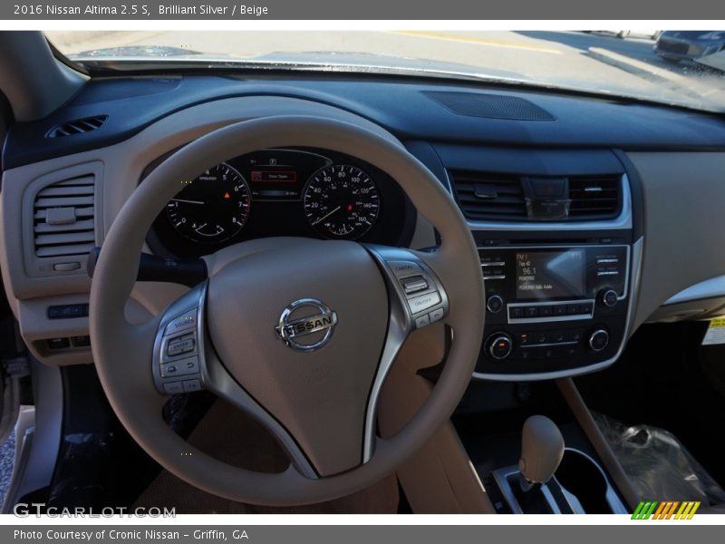 Brilliant Silver / Beige 2016 Nissan Altima 2.5 S