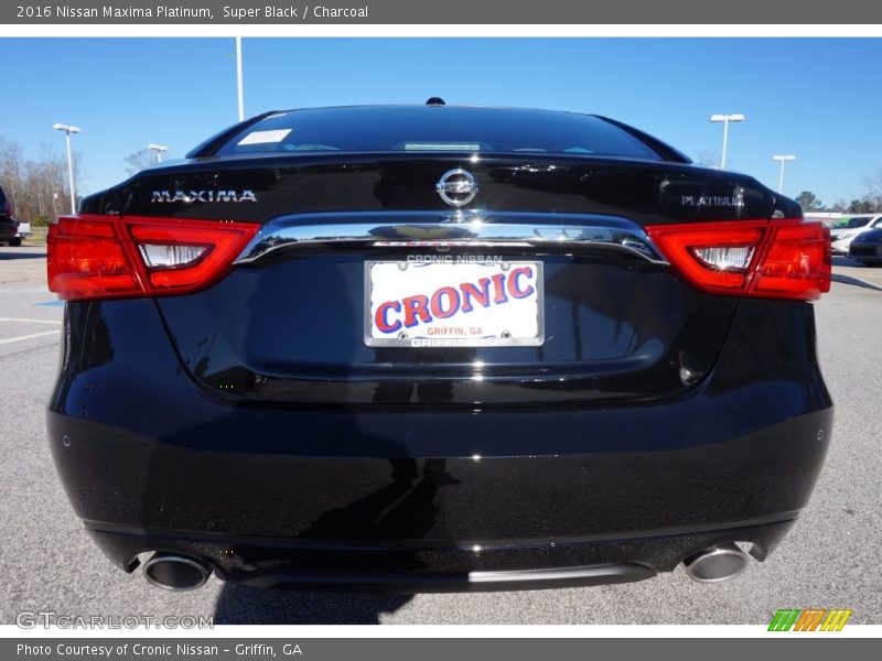 Super Black / Charcoal 2016 Nissan Maxima Platinum