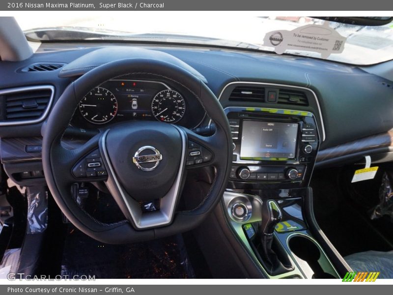 Super Black / Charcoal 2016 Nissan Maxima Platinum