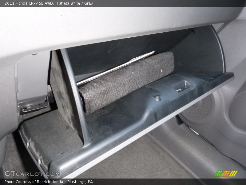 Taffeta White / Gray 2011 Honda CR-V SE 4WD