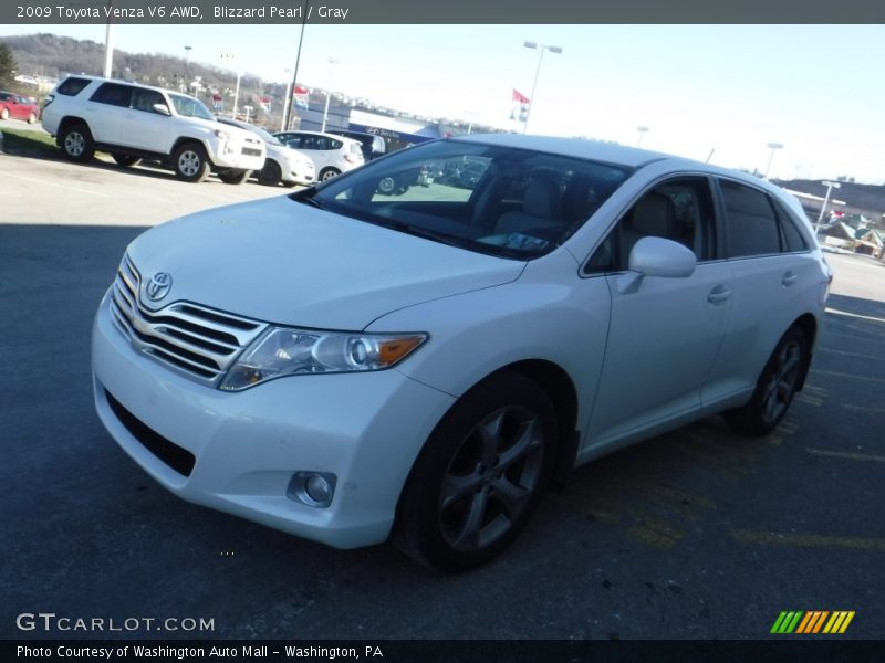 Blizzard Pearl / Gray 2009 Toyota Venza V6 AWD