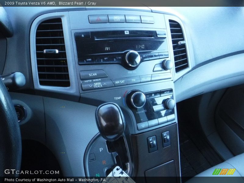 Blizzard Pearl / Gray 2009 Toyota Venza V6 AWD