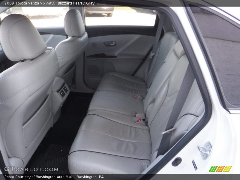 Blizzard Pearl / Gray 2009 Toyota Venza V6 AWD