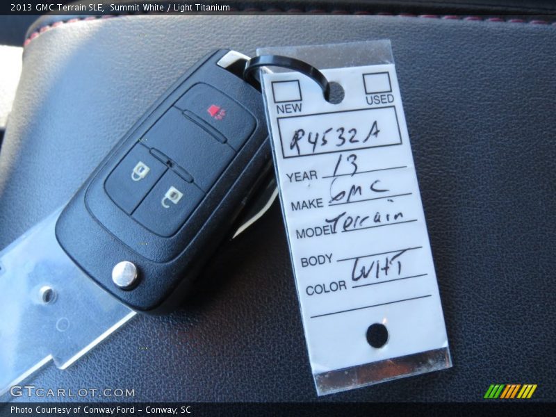 Summit White / Light Titanium 2013 GMC Terrain SLE