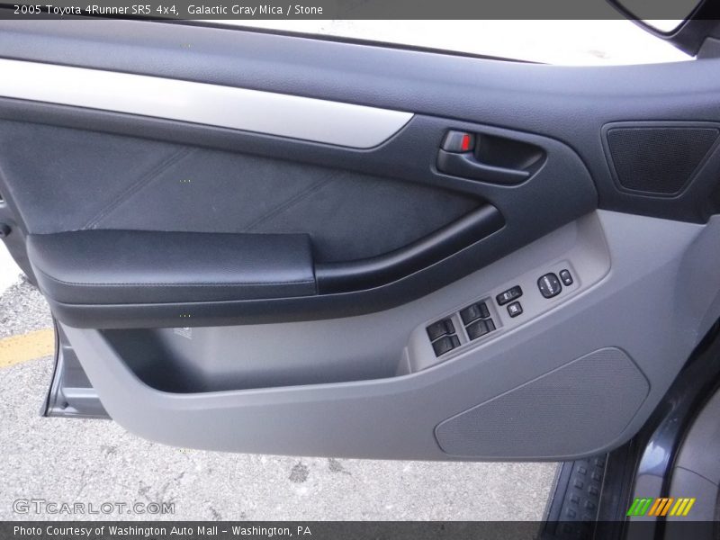 Galactic Gray Mica / Stone 2005 Toyota 4Runner SR5 4x4