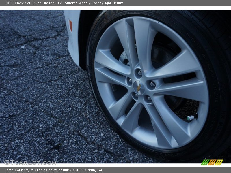 Summit White / Cocoa/Light Neutral 2016 Chevrolet Cruze Limited LTZ