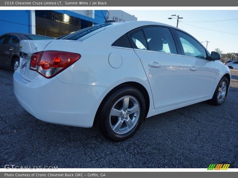 Summit White / Jet Black 2016 Chevrolet Cruze Limited LT