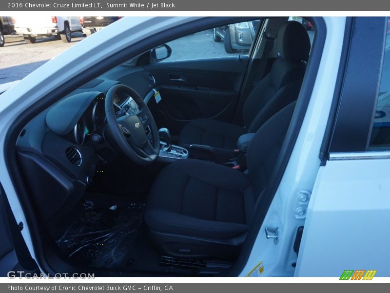 Summit White / Jet Black 2016 Chevrolet Cruze Limited LT