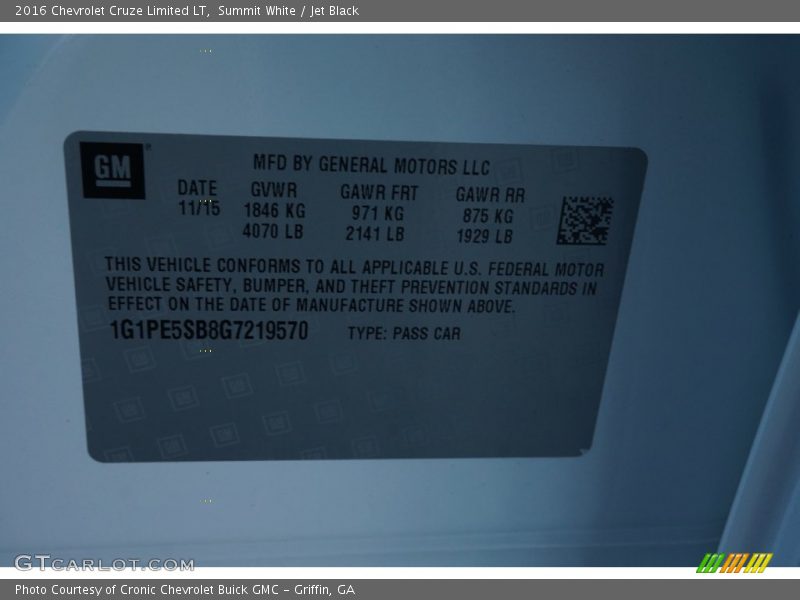 Summit White / Jet Black 2016 Chevrolet Cruze Limited LT