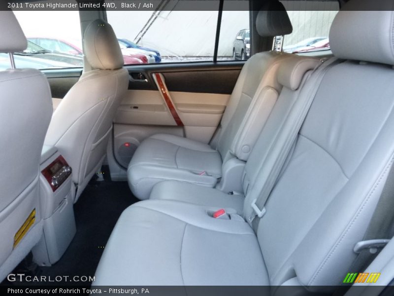 Black / Ash 2011 Toyota Highlander Limited 4WD