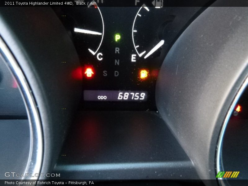 Black / Ash 2011 Toyota Highlander Limited 4WD