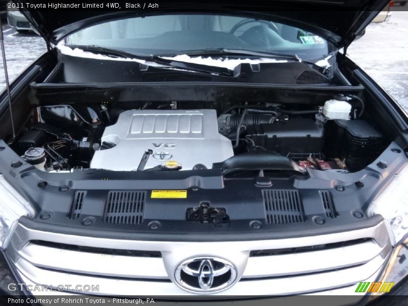 Black / Ash 2011 Toyota Highlander Limited 4WD