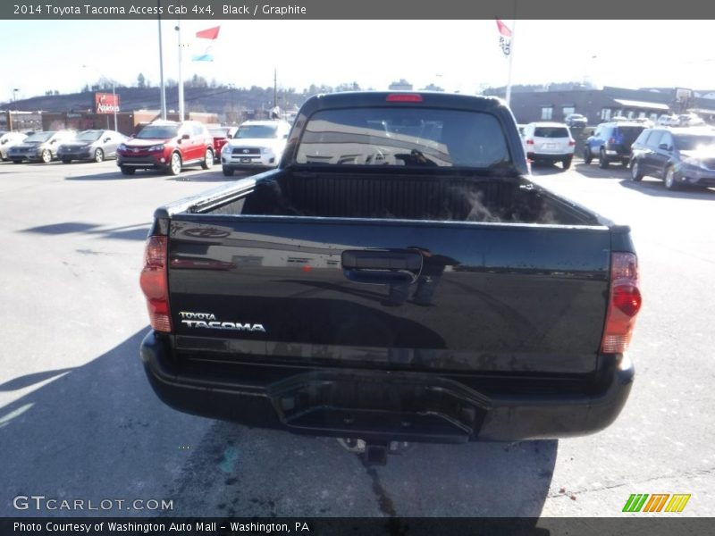 Black / Graphite 2014 Toyota Tacoma Access Cab 4x4