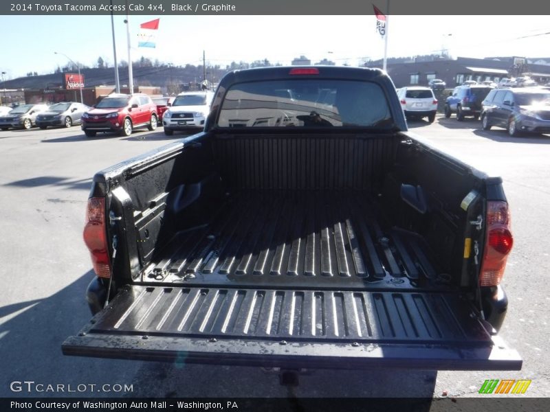 Black / Graphite 2014 Toyota Tacoma Access Cab 4x4