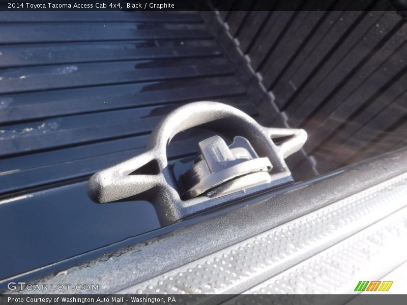 Black / Graphite 2014 Toyota Tacoma Access Cab 4x4