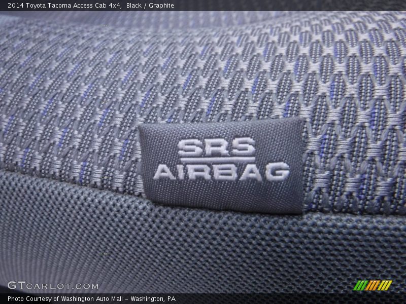 Black / Graphite 2014 Toyota Tacoma Access Cab 4x4