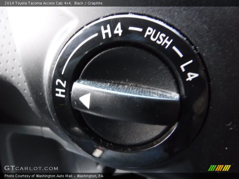 Black / Graphite 2014 Toyota Tacoma Access Cab 4x4