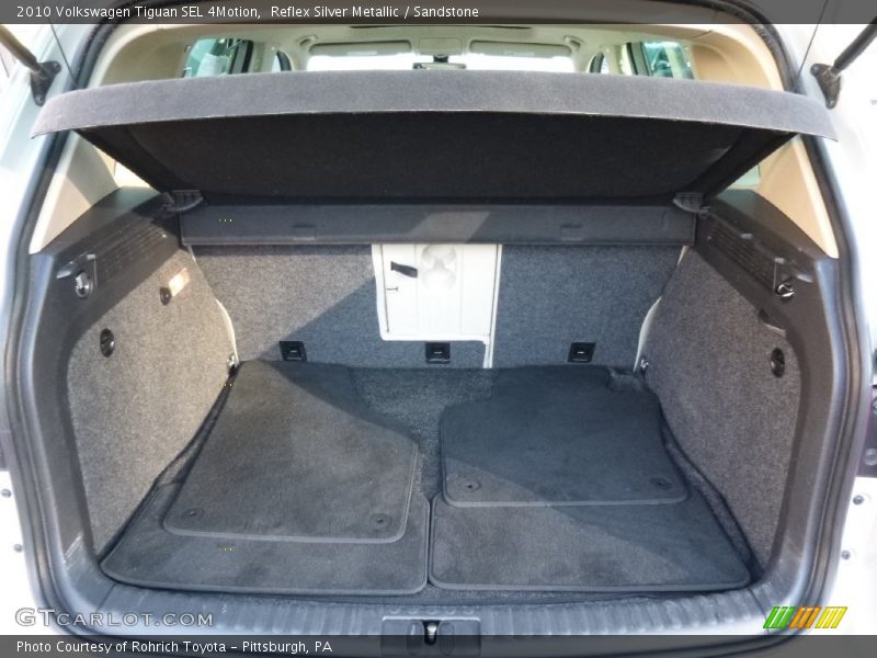 Reflex Silver Metallic / Sandstone 2010 Volkswagen Tiguan SEL 4Motion