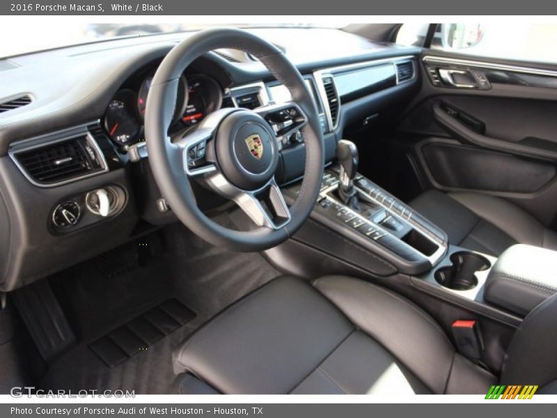White / Black 2016 Porsche Macan S