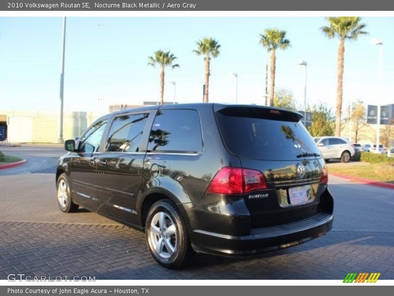 Nocturne Black Metallic / Aero Gray 2010 Volkswagen Routan SE