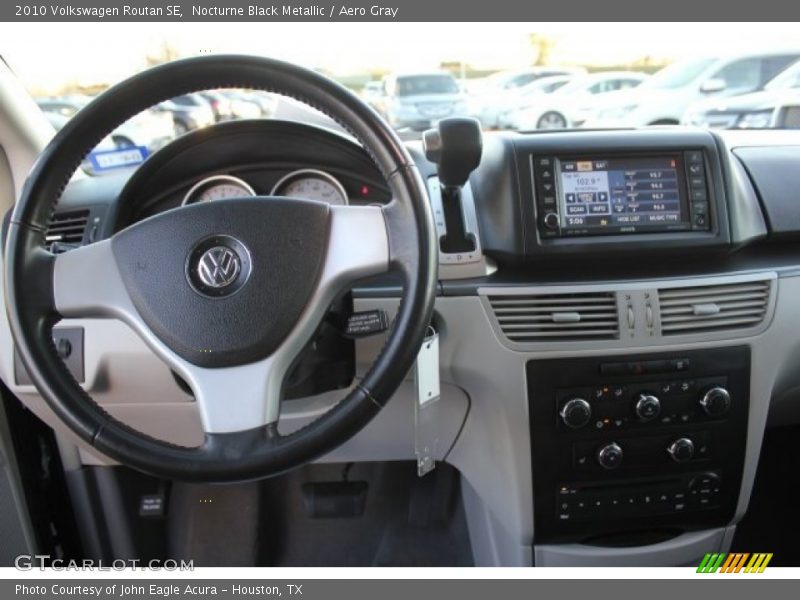 Nocturne Black Metallic / Aero Gray 2010 Volkswagen Routan SE