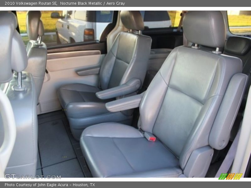 Nocturne Black Metallic / Aero Gray 2010 Volkswagen Routan SE