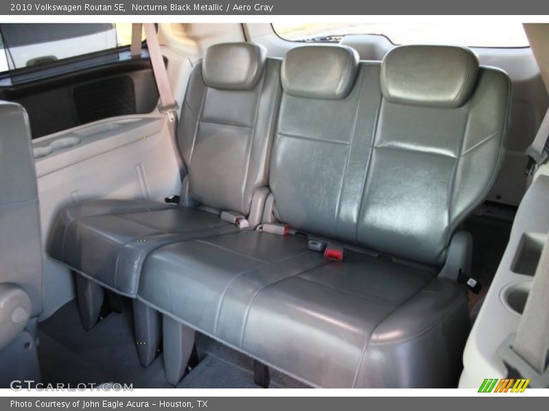 Nocturne Black Metallic / Aero Gray 2010 Volkswagen Routan SE
