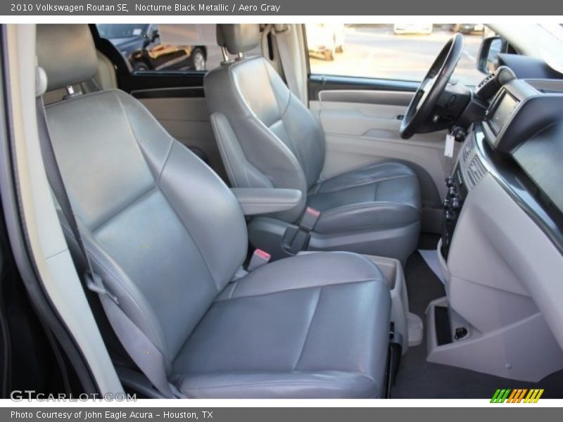 Nocturne Black Metallic / Aero Gray 2010 Volkswagen Routan SE