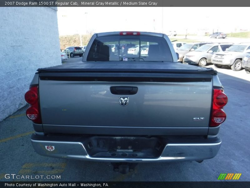 Mineral Gray Metallic / Medium Slate Gray 2007 Dodge Ram 1500 ST Regular Cab