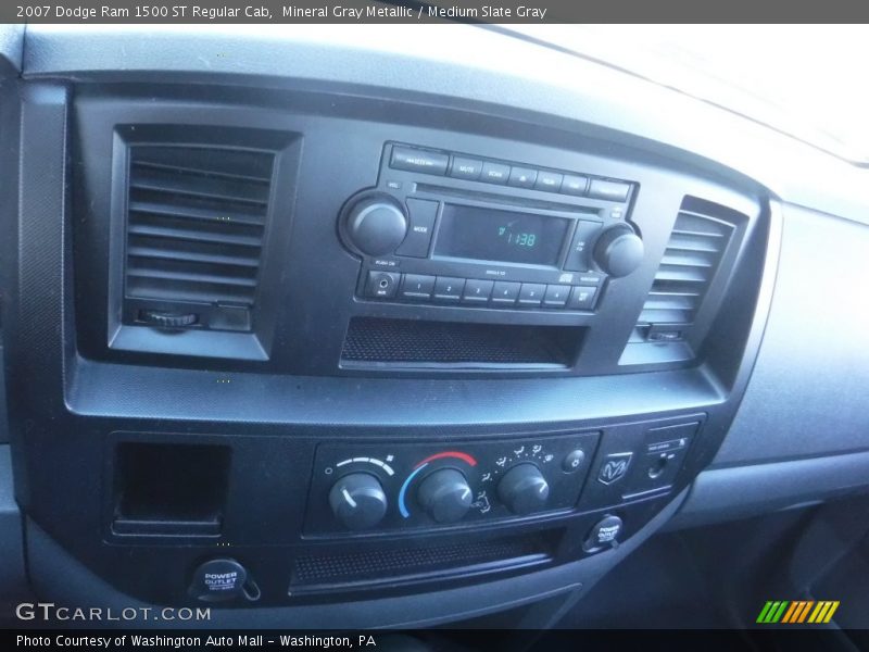 Mineral Gray Metallic / Medium Slate Gray 2007 Dodge Ram 1500 ST Regular Cab