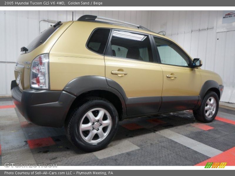 Golden Sand / Beige 2005 Hyundai Tucson GLS V6 4WD