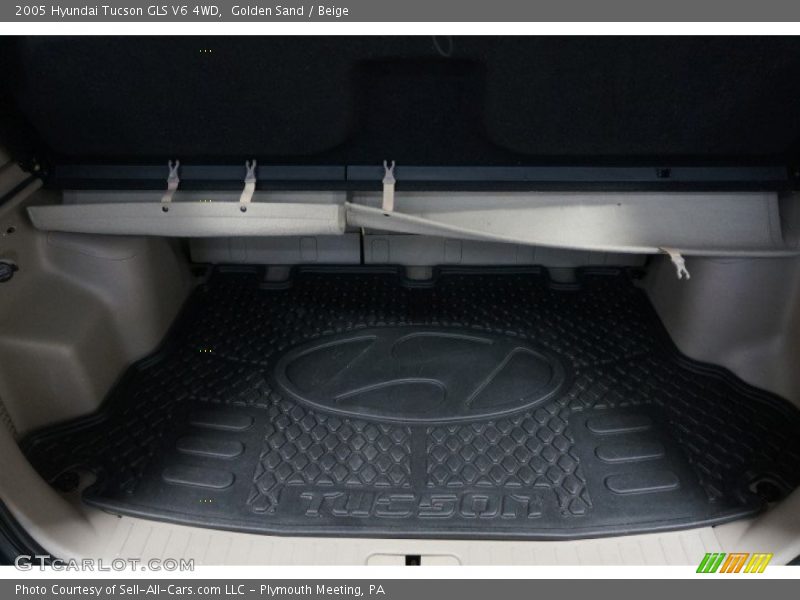 Golden Sand / Beige 2005 Hyundai Tucson GLS V6 4WD