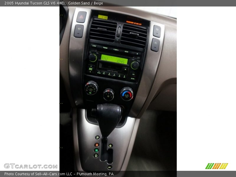 Golden Sand / Beige 2005 Hyundai Tucson GLS V6 4WD