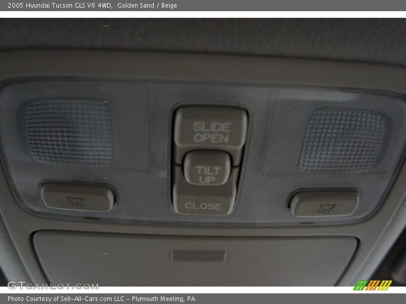 Golden Sand / Beige 2005 Hyundai Tucson GLS V6 4WD