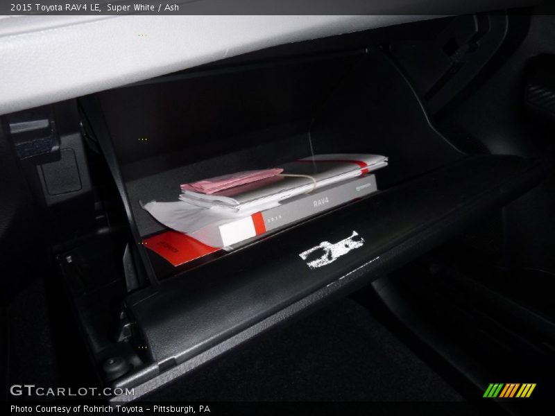 Super White / Ash 2015 Toyota RAV4 LE