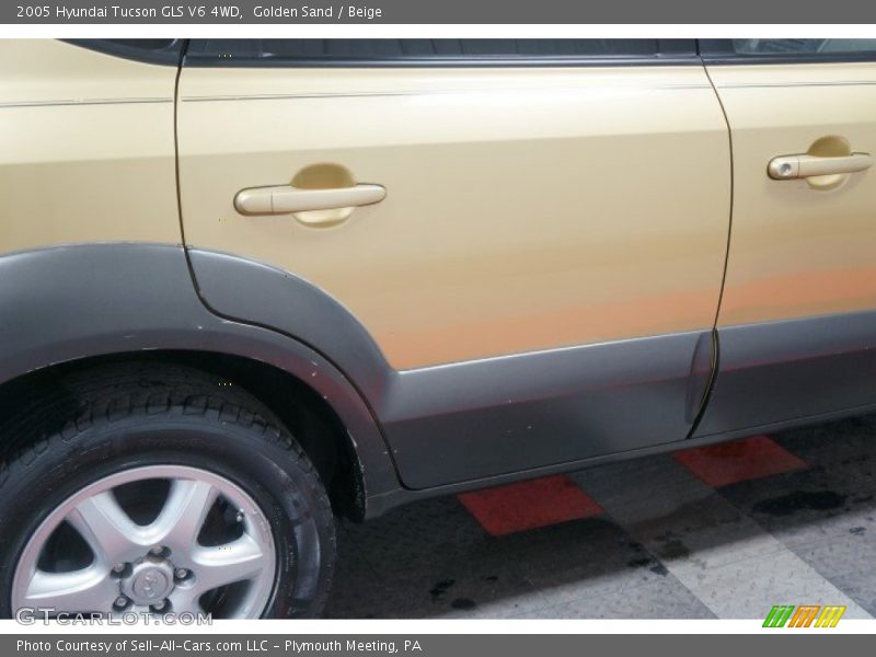 Golden Sand / Beige 2005 Hyundai Tucson GLS V6 4WD