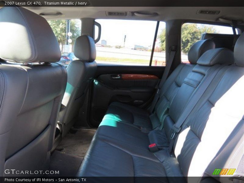 Titanium Metallic / Ivory 2007 Lexus GX 470