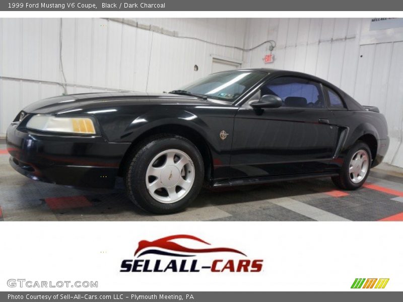 Black / Dark Charcoal 1999 Ford Mustang V6 Coupe