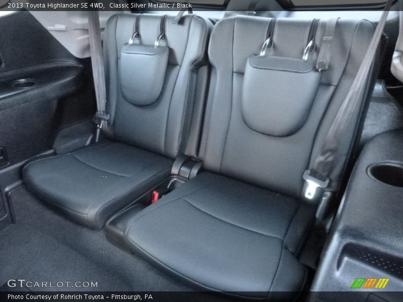 Classic Silver Metallic / Black 2013 Toyota Highlander SE 4WD