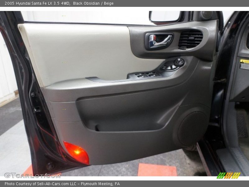 Black Obsidian / Beige 2005 Hyundai Santa Fe LX 3.5 4WD
