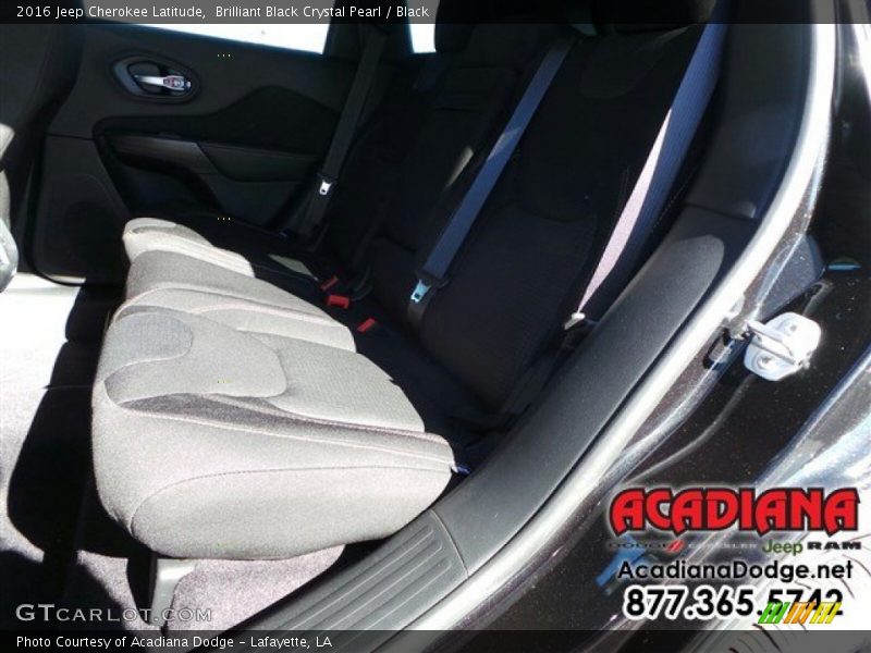 Brilliant Black Crystal Pearl / Black 2016 Jeep Cherokee Latitude