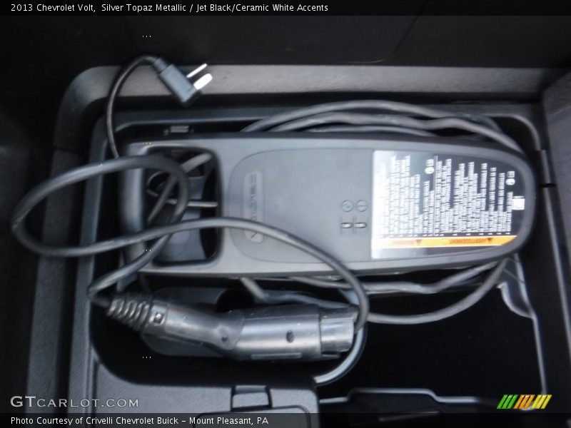 Silver Topaz Metallic / Jet Black/Ceramic White Accents 2013 Chevrolet Volt