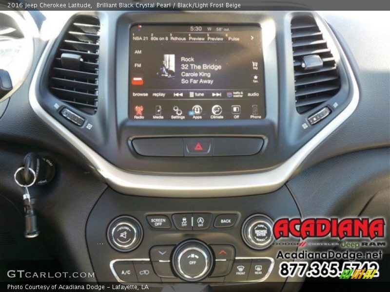 Brilliant Black Crystal Pearl / Black/Light Frost Beige 2016 Jeep Cherokee Latitude